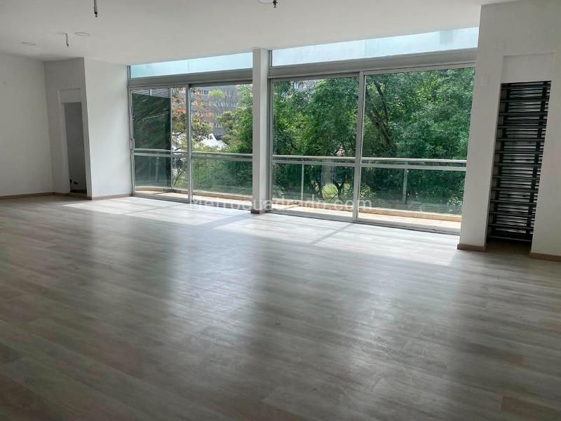 Oficina en Arriendo, EL POBLADO, Medellín - Vista 2