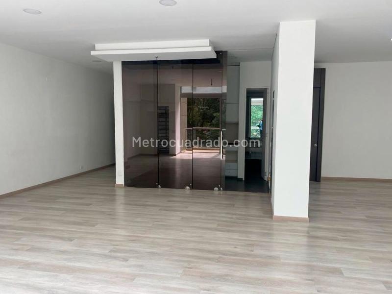 Oficina en Arriendo, EL POBLADO, Medellín - Más