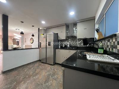 Casa de 3 alcobas en venta en Envigado, Envigado, 115 m² · foto 7 de 16