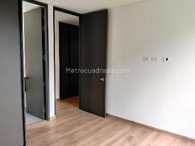 Apartamento de 2 alcobas en venta en El Poblado, Medellín, 105 m² · foto 15 de 18