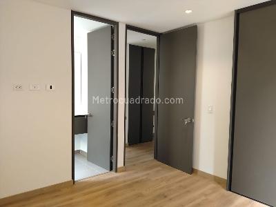 Apartamento de 2 alcobas en venta en El Poblado, Medellín, 105 m² · foto 15 de 16
