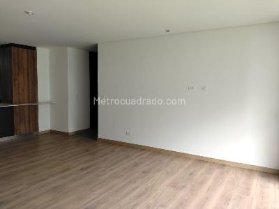 Apartamento de 2 alcobas en venta en El Poblado, Medellín, 105 m² · foto 3 de 16