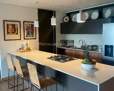 Apartamento de 1 alcoba en venta en El Poblado, Medellín, 88 m² · foto 8 de 12