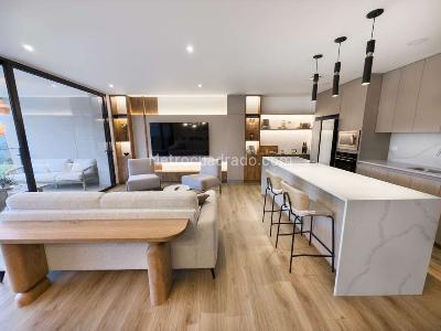 Apartamento de 2 alcobas en venta en Rionegro, Rionegro, 124 m² · foto 2 de 12