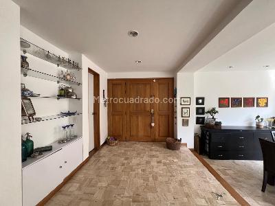Casa en arriendo en El Poblado, Medellín · foto 11 de 19