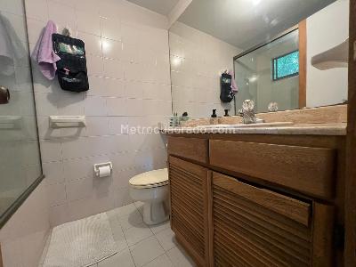 Casa en arriendo en El Poblado, Medellín · foto 16 de 19