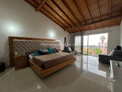 Casa de 3 alcobas en arriendo en Envigado, Envigado, 245 m² · foto 15 de 19