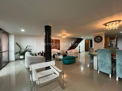 Casa de 3 alcobas en arriendo en Envigado, Envigado, 245 m² · foto 4 de 19