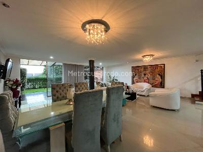 Casa de 3 alcobas en arriendo en Envigado, Envigado, 245 m² · foto 5 de 19