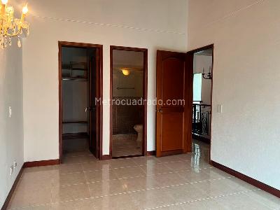 Casa en arriendo en El Poblado, Medellín · foto 11 de 18