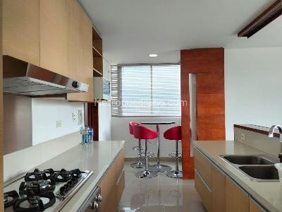 Apartamento en venta en El Poblado, Medellín · foto 6 de 19
