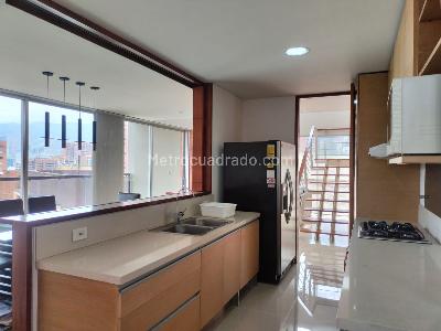 Apartamento en venta en El Poblado, Medellín · foto 7 de 19