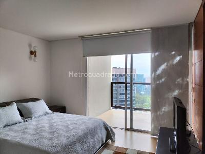 Apartamento en venta en El Poblado, Medellín · foto 9 de 19