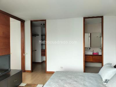 Apartamento en venta en El Poblado, Medellín · foto 11 de 19