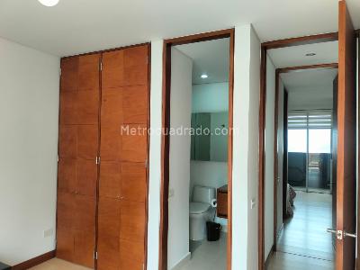 Apartamento en venta en El Poblado, Medellín · foto 15 de 19