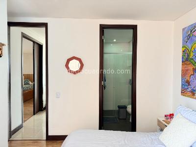 Apartamento de 2 alcobas en venta en El Poblado, Medellín, 188 m² · foto 16 de 19