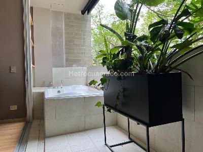 Apartamento de 2 alcobas en venta en El Poblado, Medellín, 113 m² · foto 12 de 12