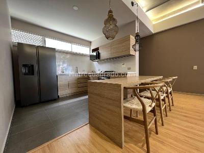 Apartamento de 2 alcobas en venta en El Poblado, Medellín, 113 m² · foto 6 de 12