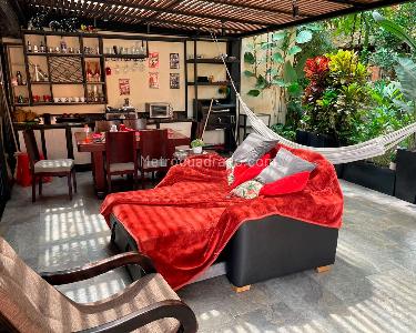 Casa en arriendo en El Poblado, Medellín · foto 10 de 12