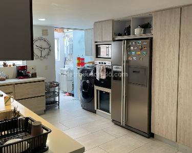 Casa en arriendo en El Poblado, Medellín · foto 7 de 12