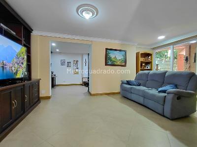 Casa de 4 alcobas en venta en El Poblado, Medellín, 220 m² · foto 3 de 20