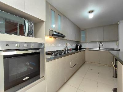 Casa de 4 alcobas en venta en El Poblado, Medellín, 220 m² · foto 6 de 20