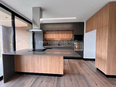 Casa de 3 alcobas en venta en Rionegro, Rionegro, 334 m² · foto 5 de 13