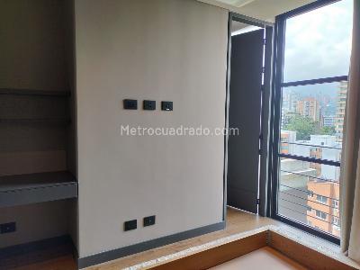 Apartamento de 2 alcobas en venta en El Poblado, Medellín, 101 m² · foto 17 de 19