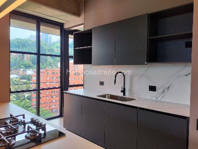 Apartamento de 2 alcobas en venta en El Poblado, Medellín, 101 m² · foto 6 de 19