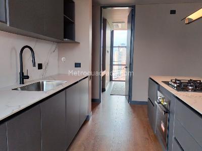 Apartamento de 2 alcobas en venta en El Poblado, Medellín, 101 m² · foto 8 de 19