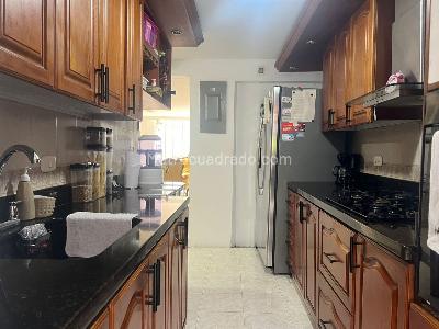 Casa de 4 alcobas en venta en El Poblado, Medellín, 217 m² · foto 5 de 18