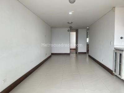 Apartamento de 3 alcobas en arriendo en Sabaneta, Sabaneta, 110 m² · foto 2 de 19