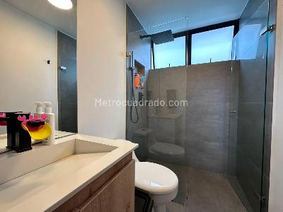 Casa de 4 alcobas en venta en El Poblado, Medellín, 163 m² · foto 15 de 17
