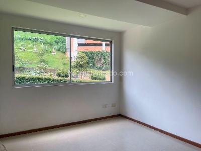 Apartamento de 3 alcobas en venta en Sabaneta, Sabaneta, 111 m² · foto 11 de 19