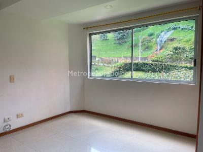 Apartamento de 3 alcobas en venta en Sabaneta, Sabaneta, 111 m² · foto 14 de 19