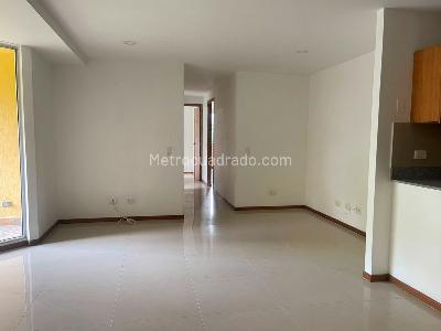 Apartamento de 3 alcobas en venta en Sabaneta, Sabaneta, 111 m² · foto 2 de 19