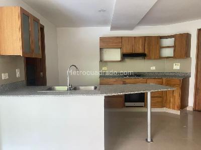 Apartamento de 3 alcobas en venta en Sabaneta, Sabaneta, 111 m² · foto 5 de 19