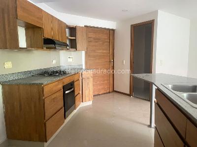 Apartamento de 3 alcobas en venta en Sabaneta, Sabaneta, 111 m² · foto 7 de 19