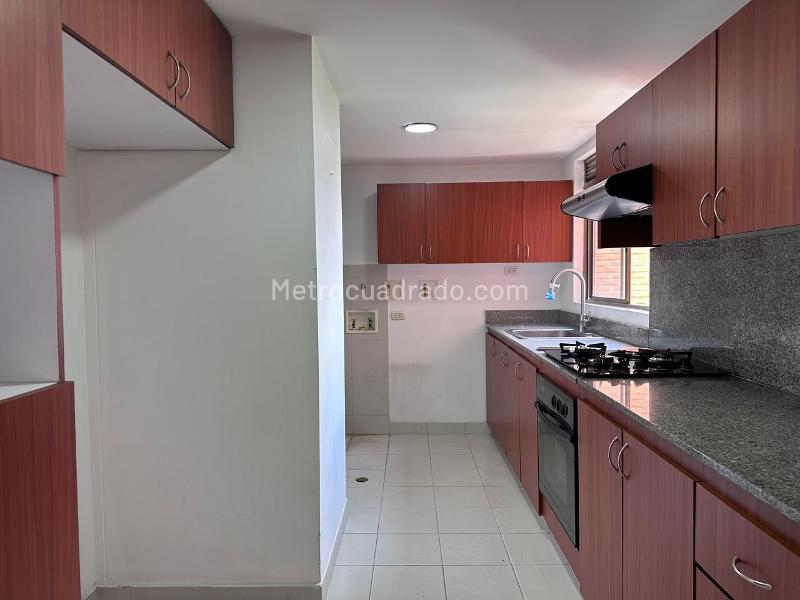 Apartamento en Arriendo, EL POBLADO, Medellín - Widok 6