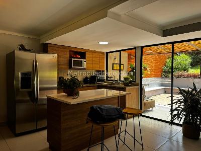 Casa de 3 alcobas en venta en Rionegro, Rionegro, 214 m² · foto 16 de 19