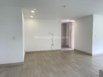 Apartamento de 3 alcobas en venta en Sabaneta, Sabaneta, 97 m² · foto 2 de 19