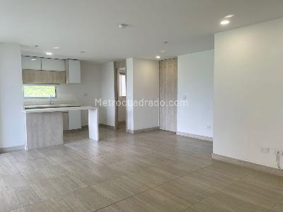 Apartamento de 3 alcobas en venta en Sabaneta, Sabaneta, 97 m² · foto 3 de 19