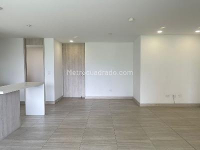 Apartamento de 3 alcobas en venta en Sabaneta, Sabaneta, 97 m² · foto 4 de 19