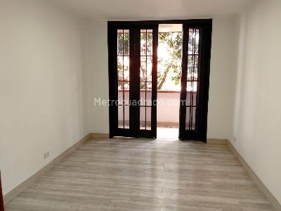 Apartamento de 3 alcobas en arriendo en Castropol, Medellín, 187 m² · foto 9 de 19