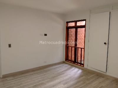 Apartamento en venta en El Poblado, Medellín · foto 11 de 19