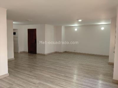 Apartamento en venta en El Poblado, Medellín · foto 4 de 19