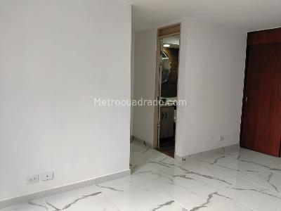 Apartamento de 3 alcobas en arriendo en Castropol, Medellín, 100 m² · foto 12 de 19