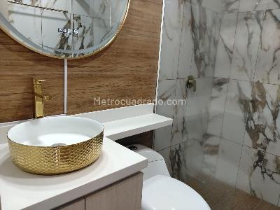 Apartamento de 3 alcobas en arriendo en Castropol, Medellín, 100 m² · foto 19 de 19