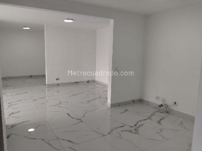 Apartamento de 3 alcobas en arriendo en Castropol, Medellín, 100 m² · foto 4 de 19