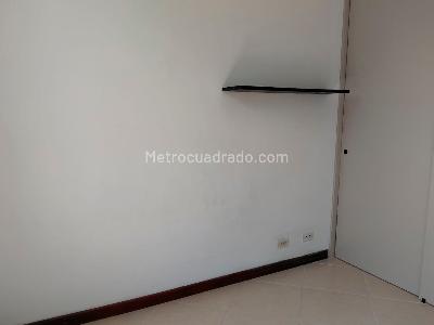 Apartamento de 3 alcobas en arriendo en Castropol, Medellín, 100 m² · foto 14 de 19